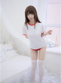 十万珍吱伏特 - 好冷，希望夏天能再穿上体操服